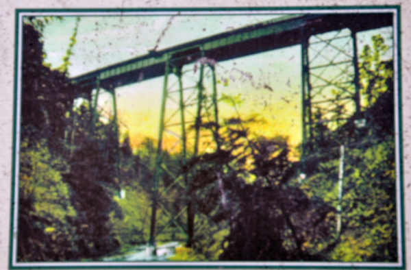 A 1904 postcard showing the original Railroad bridge 